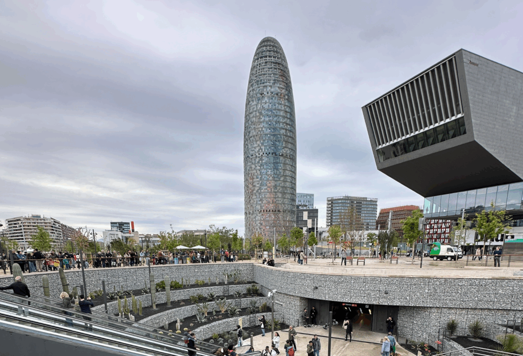 1.000 entradas al 50% y la inauguración de la nueva Plaza de las Glòries